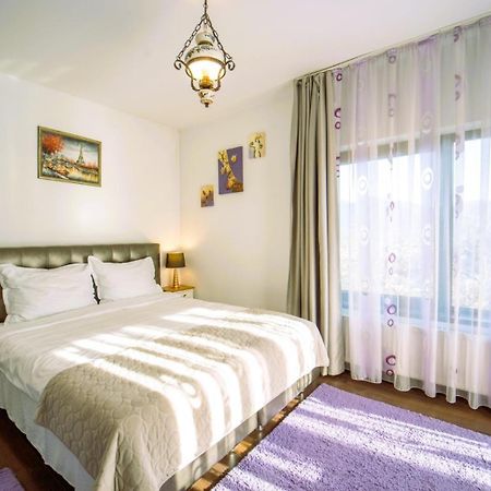 Calea Poienii Penthouse Lägenhet Braşov Exteriör bild